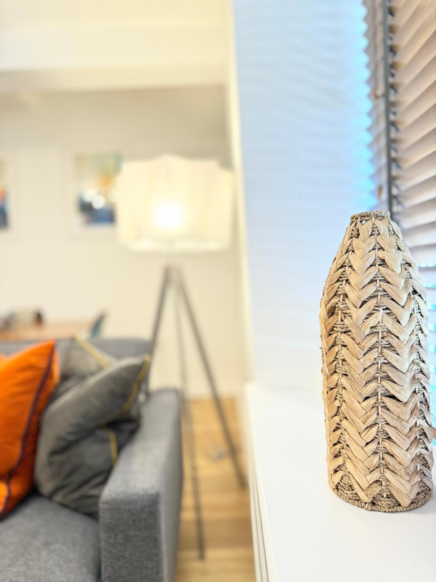 Nordic Suites Ulverston Extérieur photo